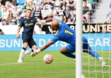 video Highlight : Newcastle 4 - 0 Villarreal (Giao hữu)
